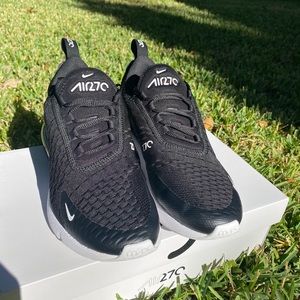 Nike Air Max 270 black with white women’s size 8.5